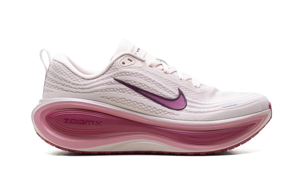 Vomero Plus Wmns "Red" HV8154 602