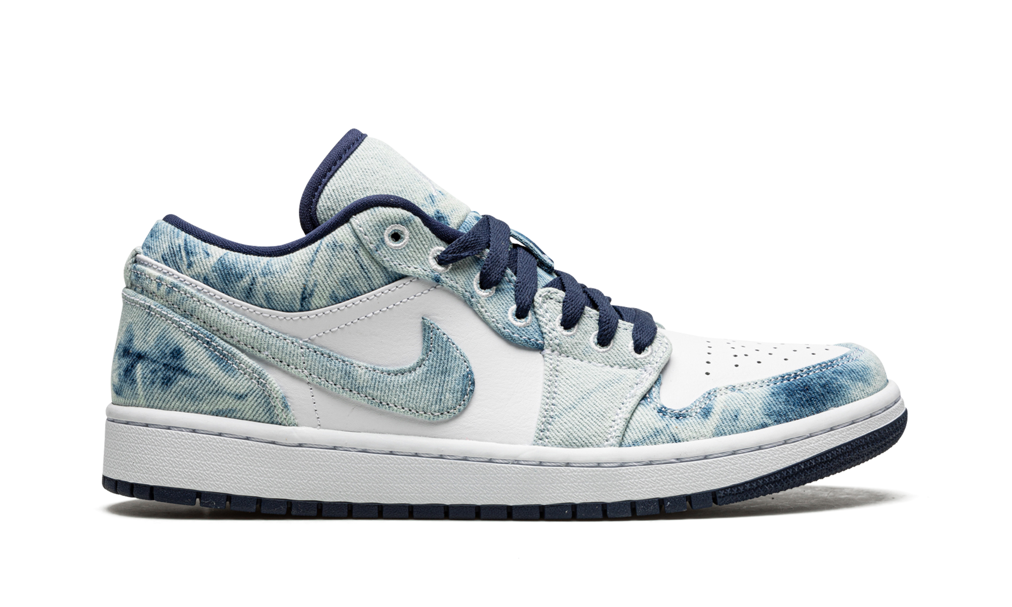 1 Low SE "Washed Denim" CZ8455 100