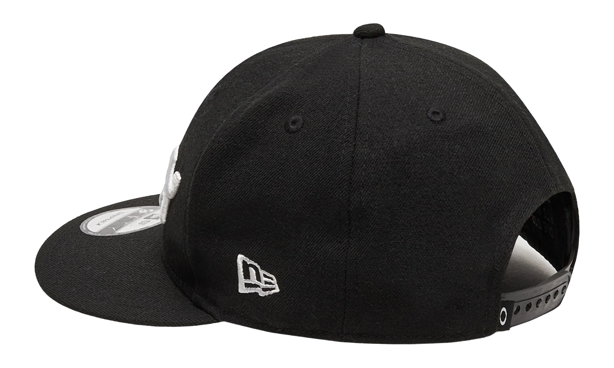 9FIFTY OAKLEY x New Era Mark II Novelty Snapback Hat "Blackout" 911784 02E