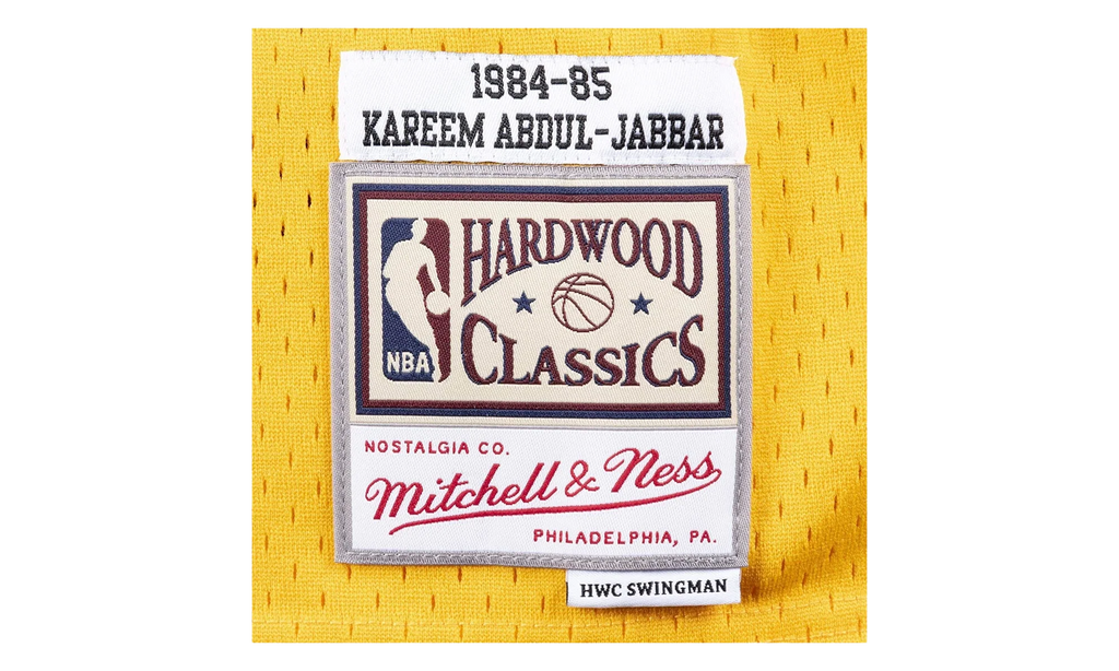 NBA Kareem Abdul-Jabbar Swingman Jersey "1984 Los Angeles Lakers - Light Gold" SMJYAC18110 LALLTGD84KAB