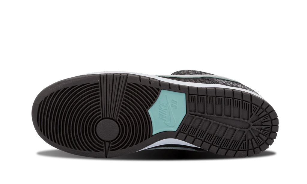 SB Dunk Low Pro Premium "Skate Park Of Tampa 20th Anniversary" 573901 002