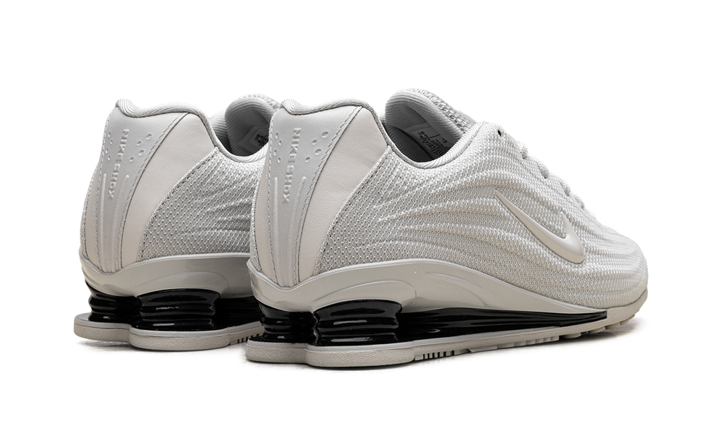Shox Z WMNS"Phantom" HQ7540 004