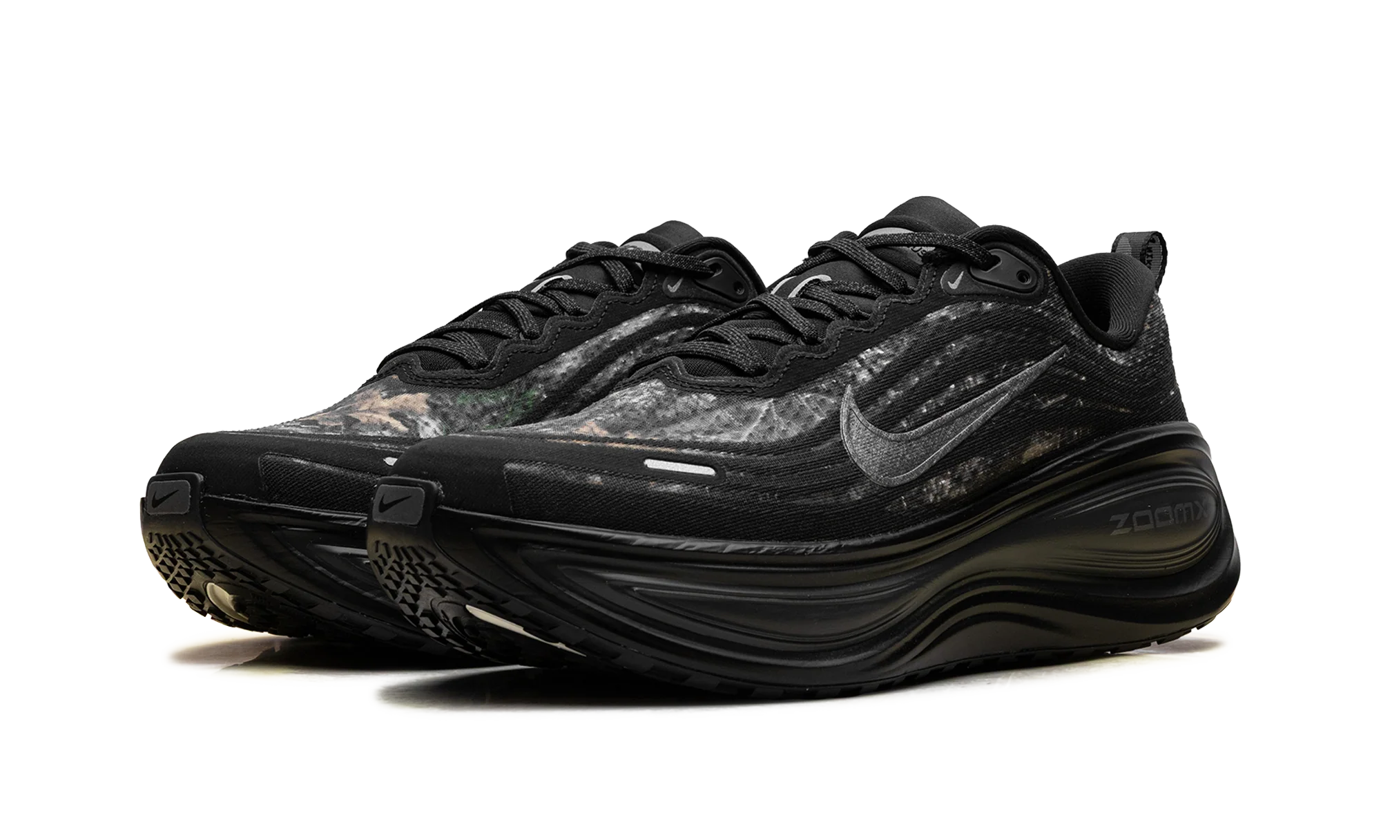 Vomero Plus "Black / Dark Smoke Grey / Anthracite / Metallic Dark Grey" IM3985 001