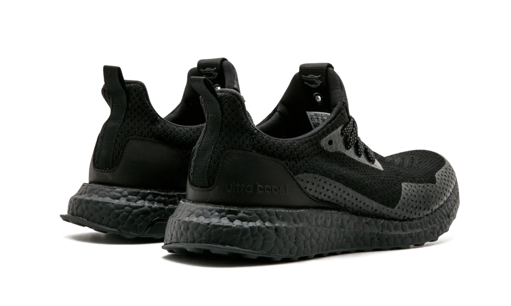 Ultra Boost Uncaged Haven "Triple Black" BY2638