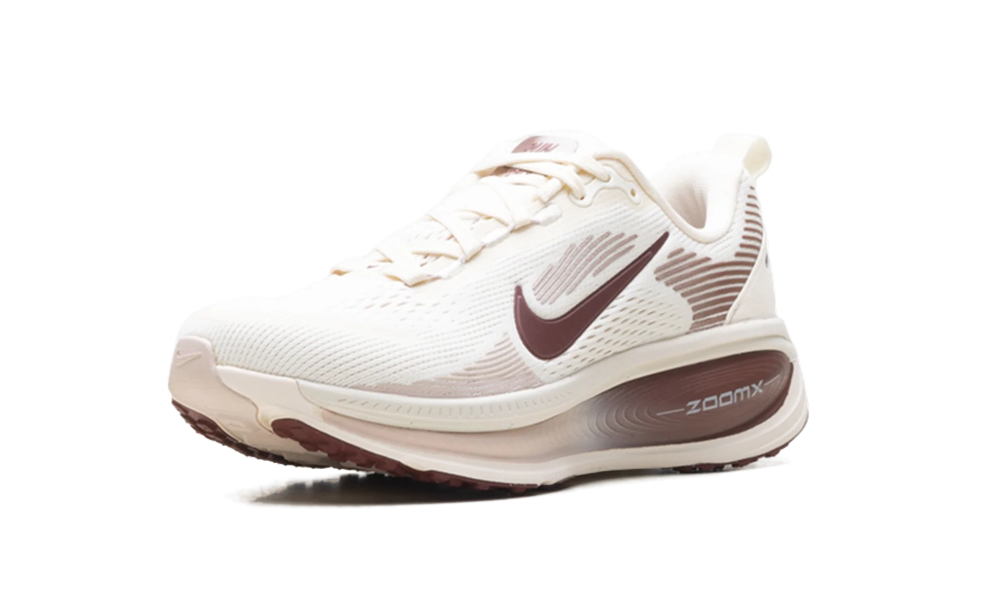 Vomero 18 WMNS "Pale Ivory Red Sepia Silt Red Dark Team Red" HM6804 108