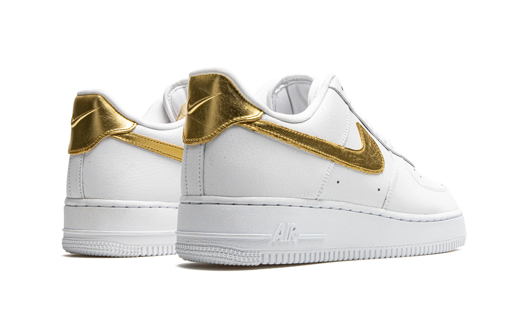 Air Force 1 Low '07 LV8 "Gold Foil" DC2181 100