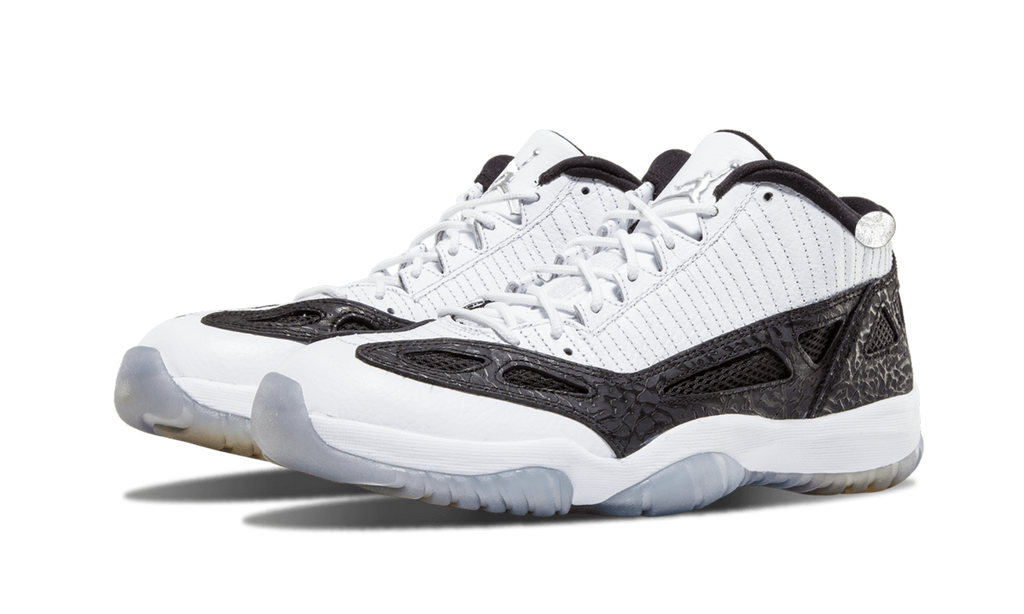 11 Retro Low 306008 100