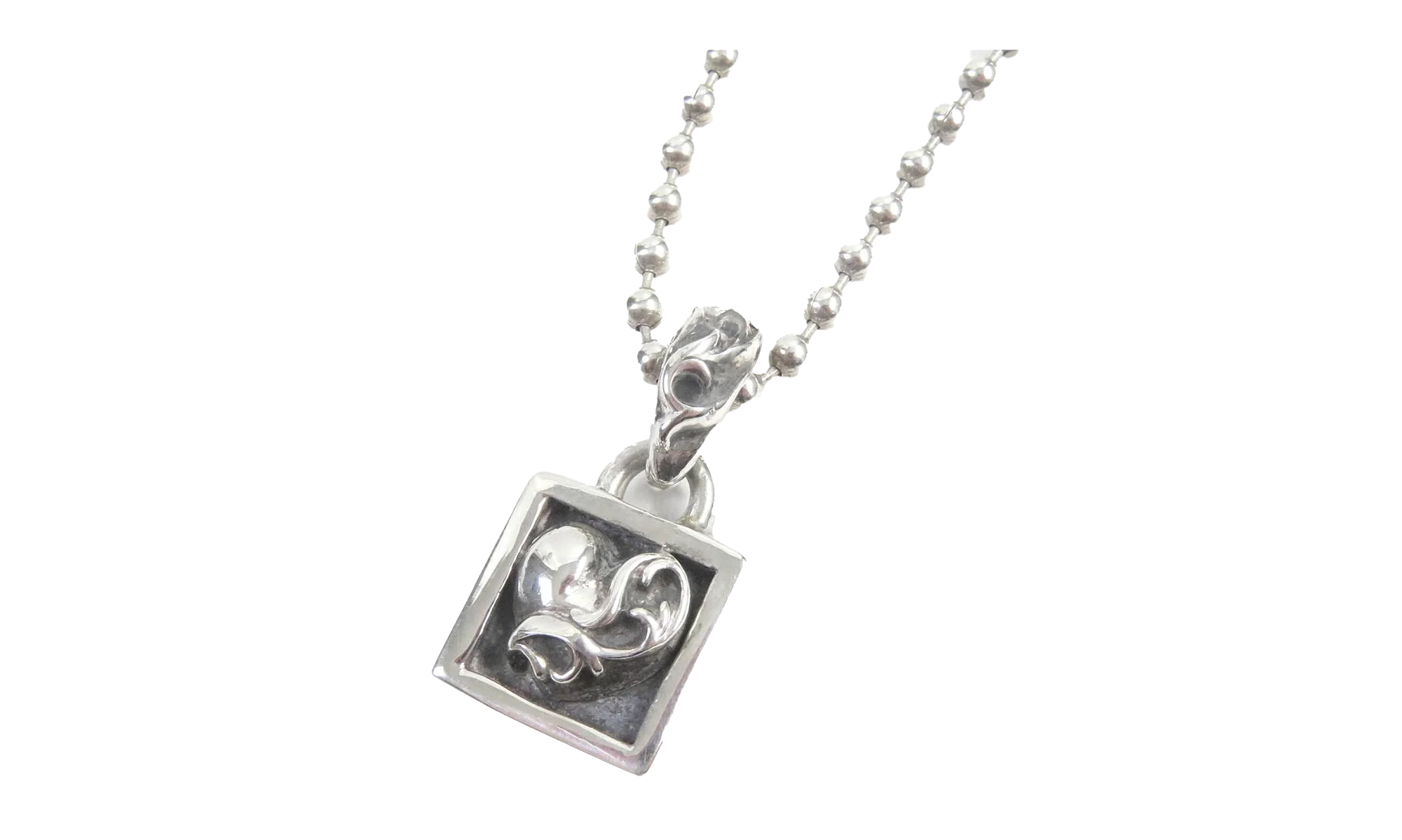 Autre Marque Heart Square Pendant & Necklace "Silver" CHRM0642