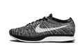 Flyknit Racer "Oreo" 526628 012