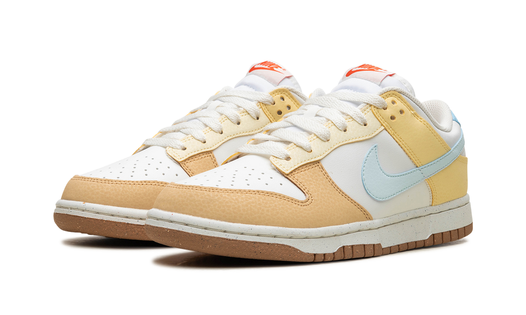 DUNK LOW WMNS"Soft Yellow" FZ4347 100