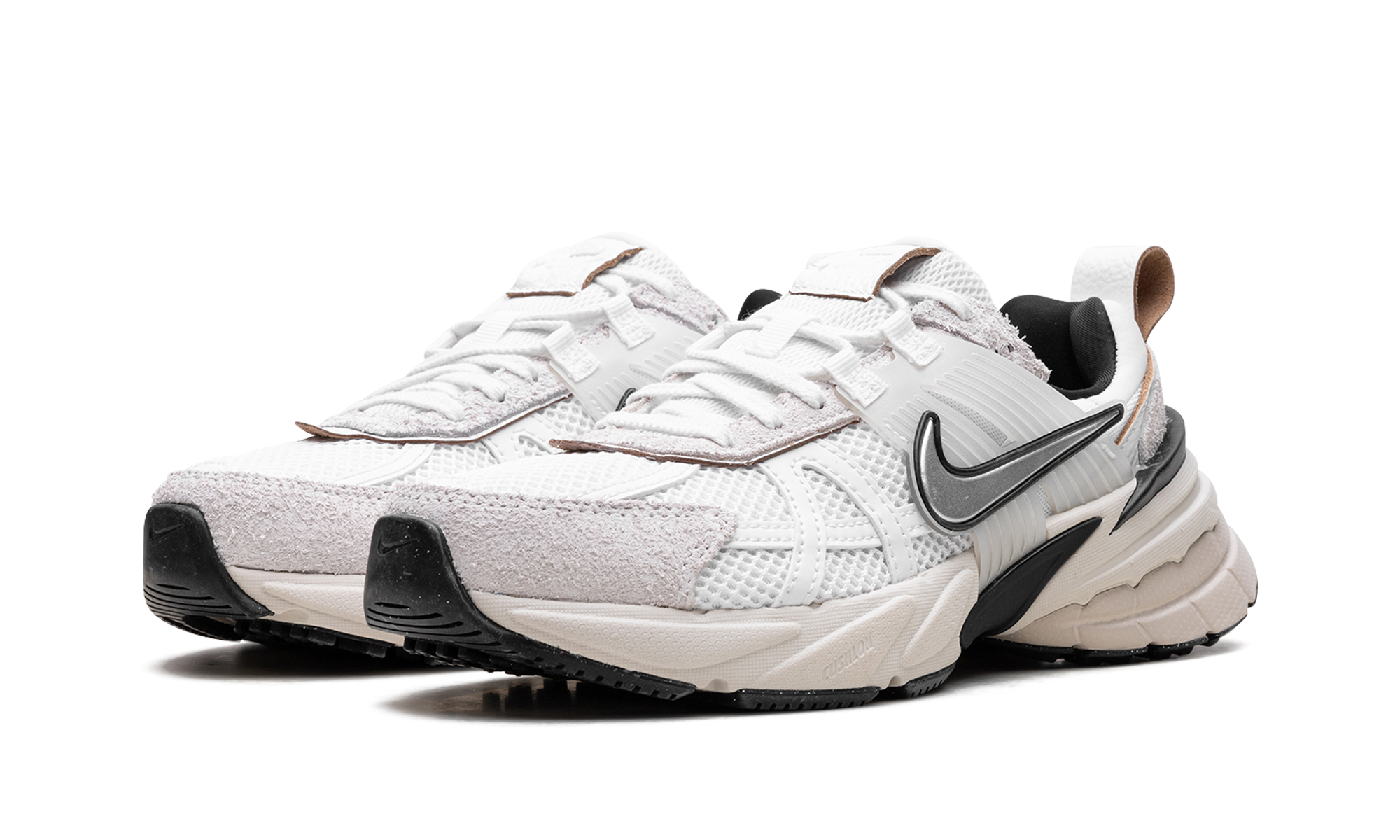 V2K Run Wmns"Summit White" FN6703 100