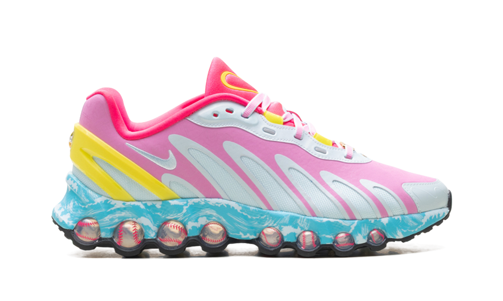 Air Max DN8 WMNS"Doernbecher" IO7689 921