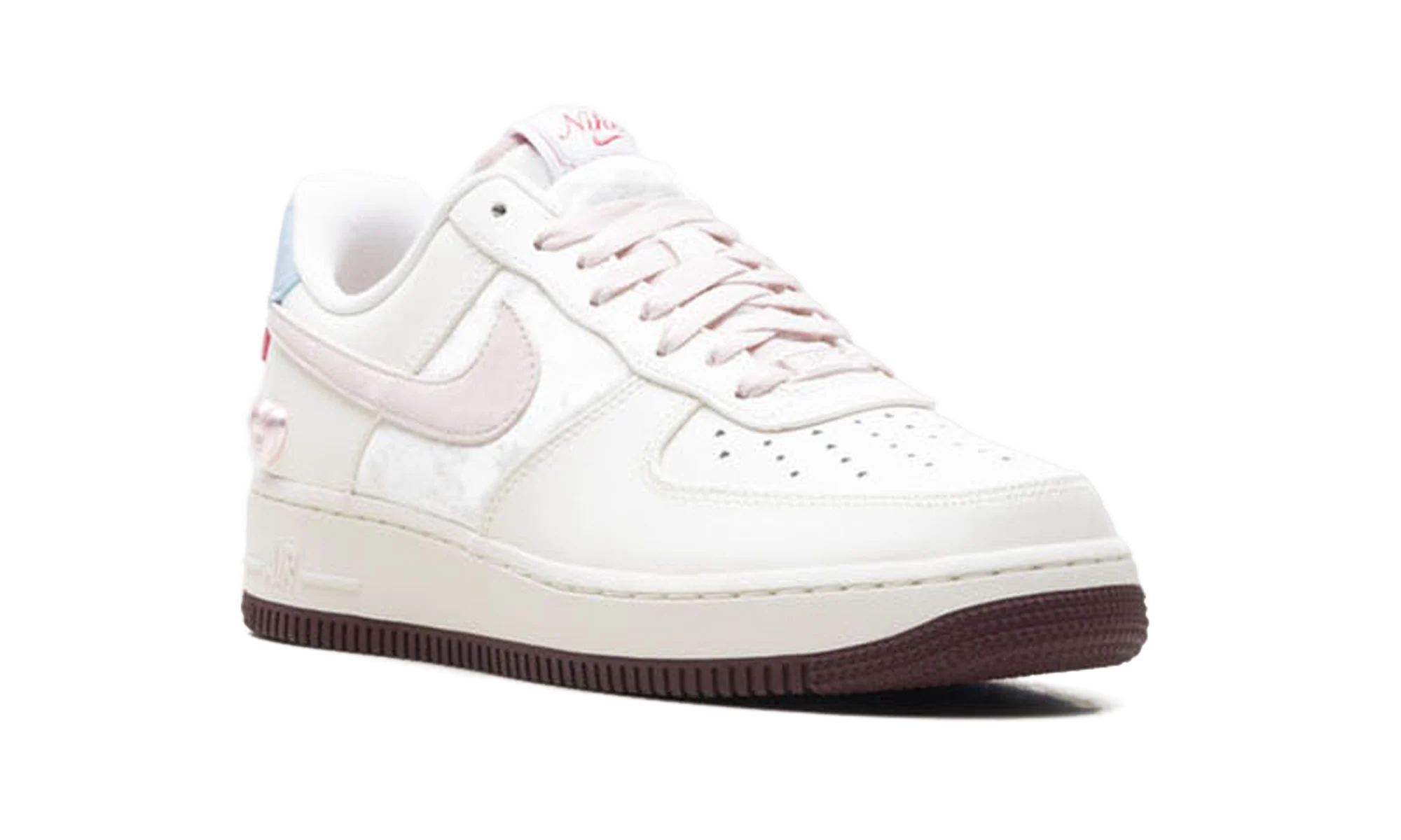 Nike Air Force 1 WMNS "Valentine's Day (2026)" IQ4937 161