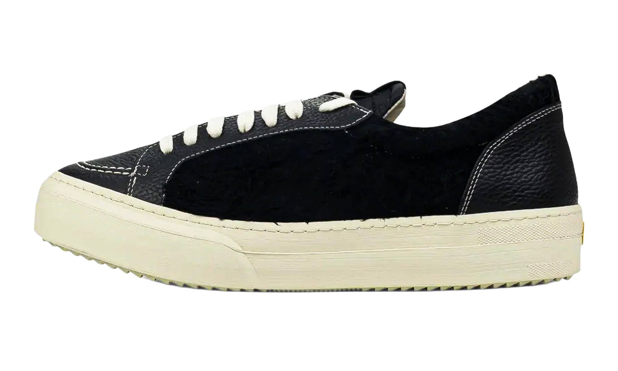 V1 Low "Black" RHDMSNK 0071