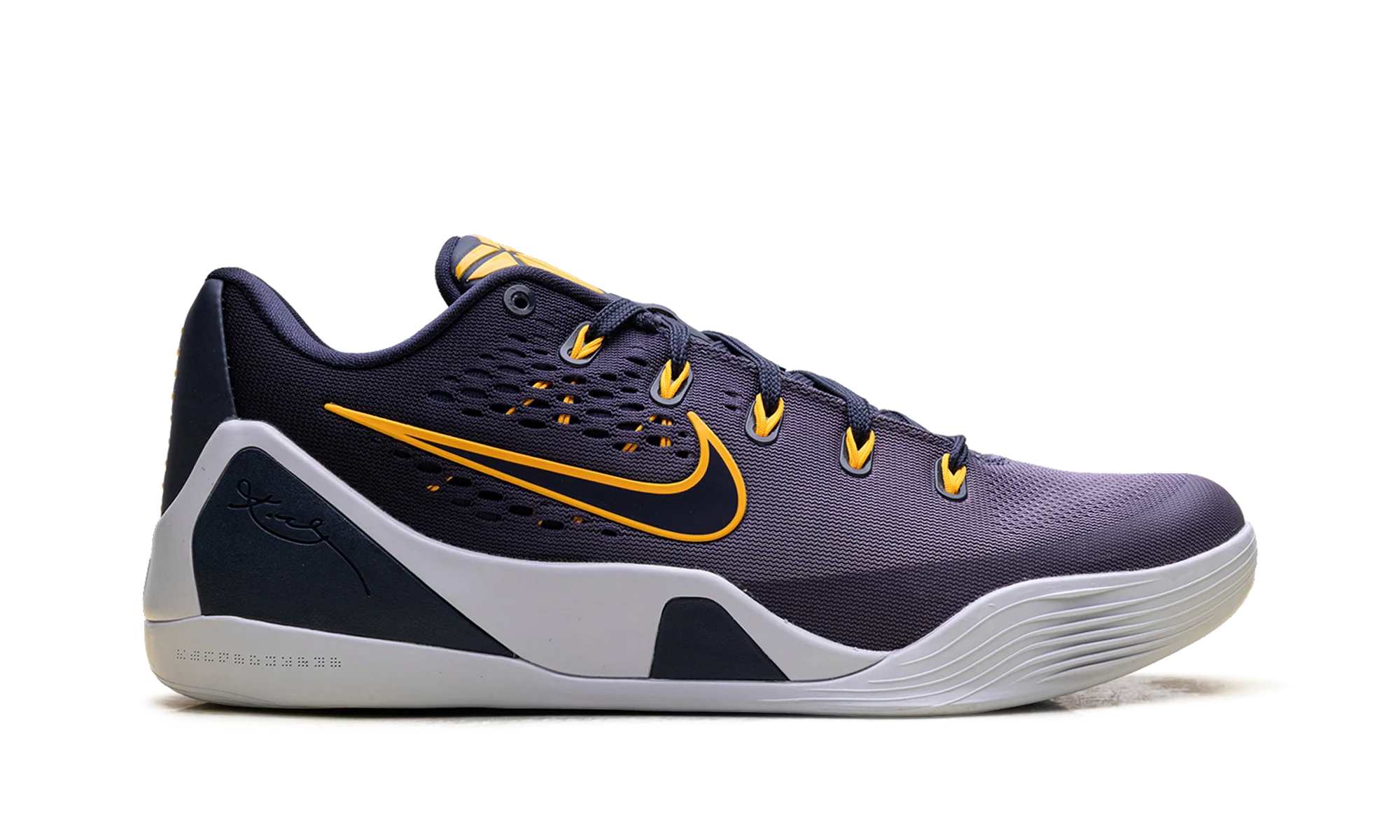 Kobe 9 EM Low Protro "Fade" IH1401 401