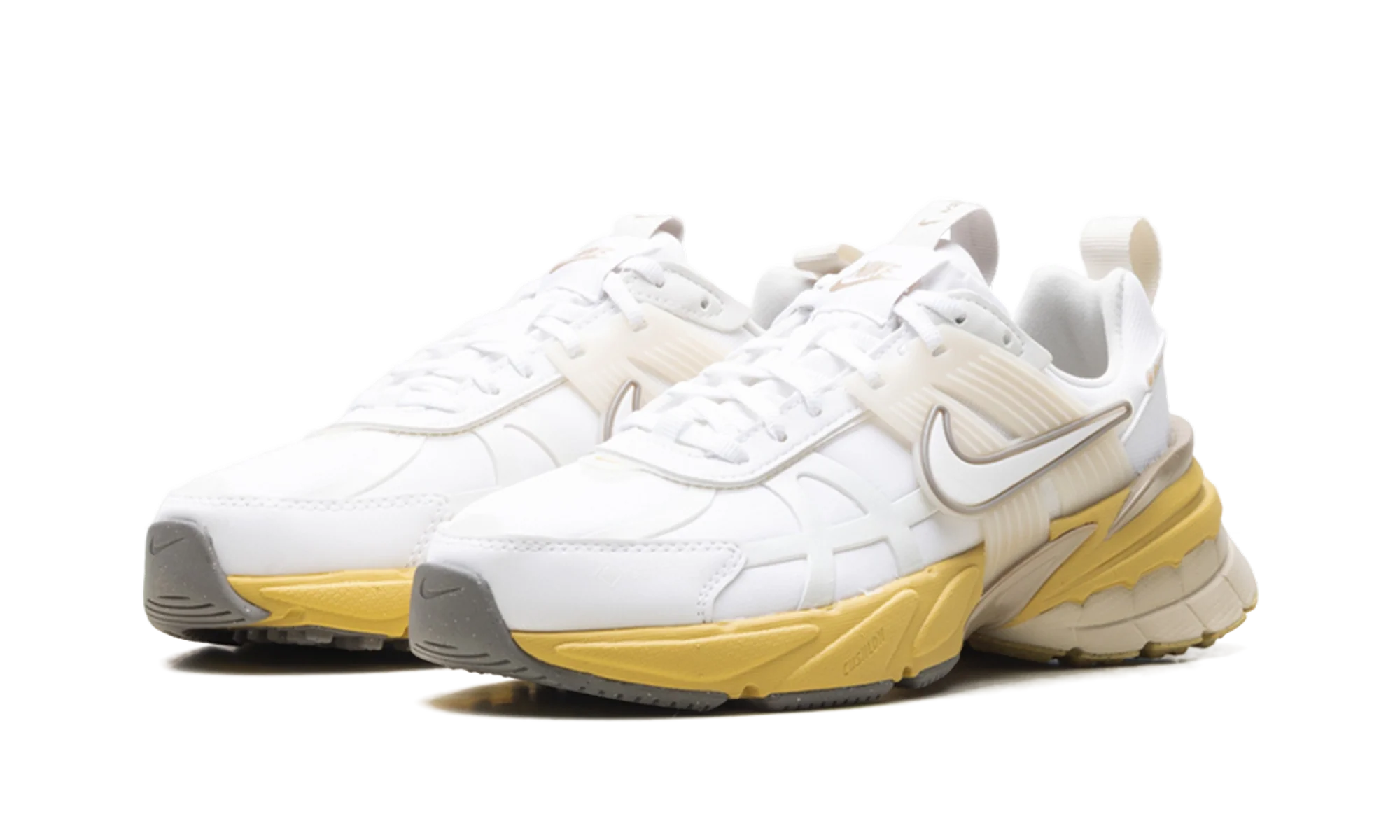 V2K Run WMNS "Gore-Tex White Light Bone" FZ2622 100