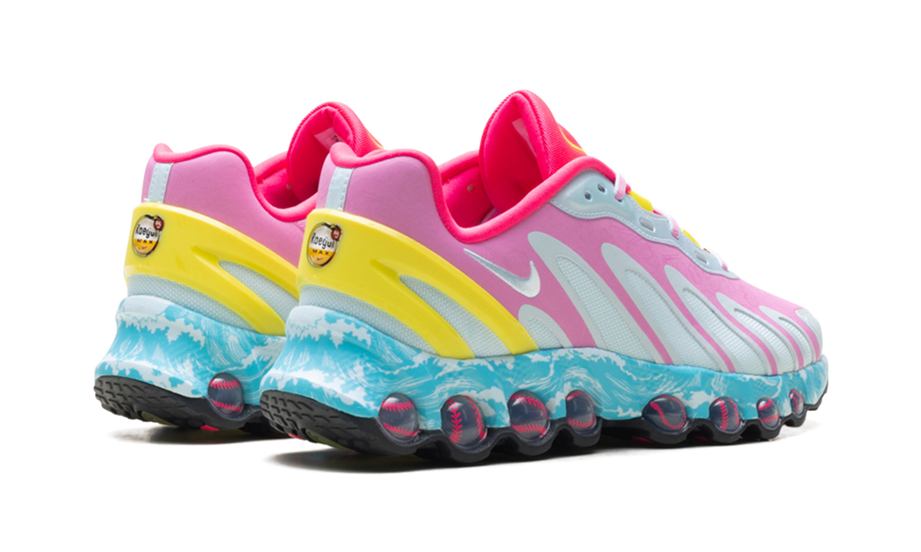 Air Max DN8 WMNS"Doernbecher" IO7689 921