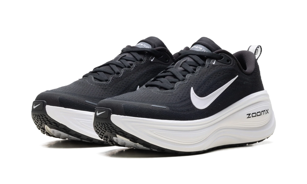 Vomero Plus WMNS "Black White" HV8154 002