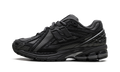 1906R "Greyscale" M1906rhx