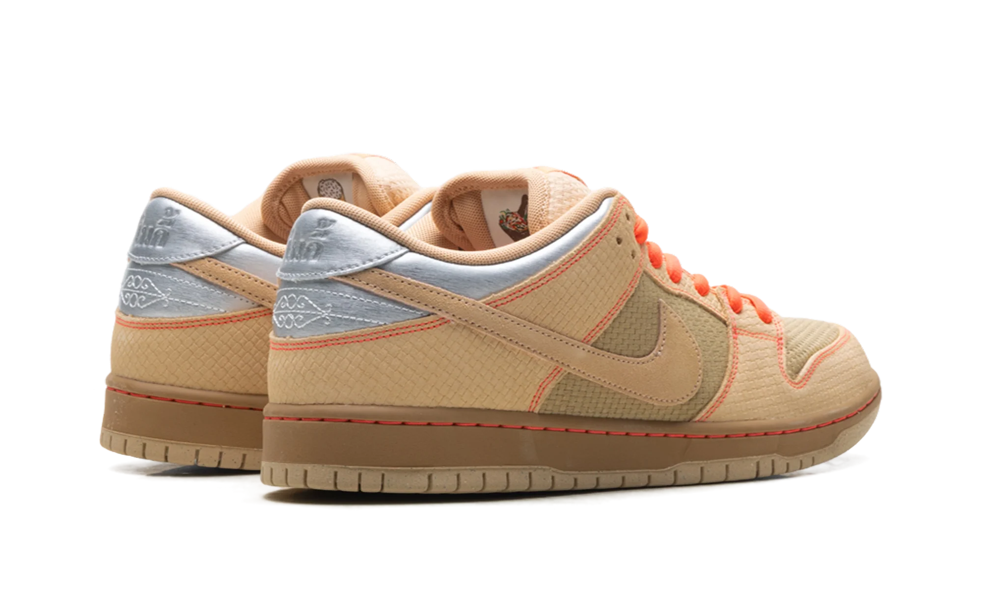 SB Dunk Low "Som Tum" IB6206 701
