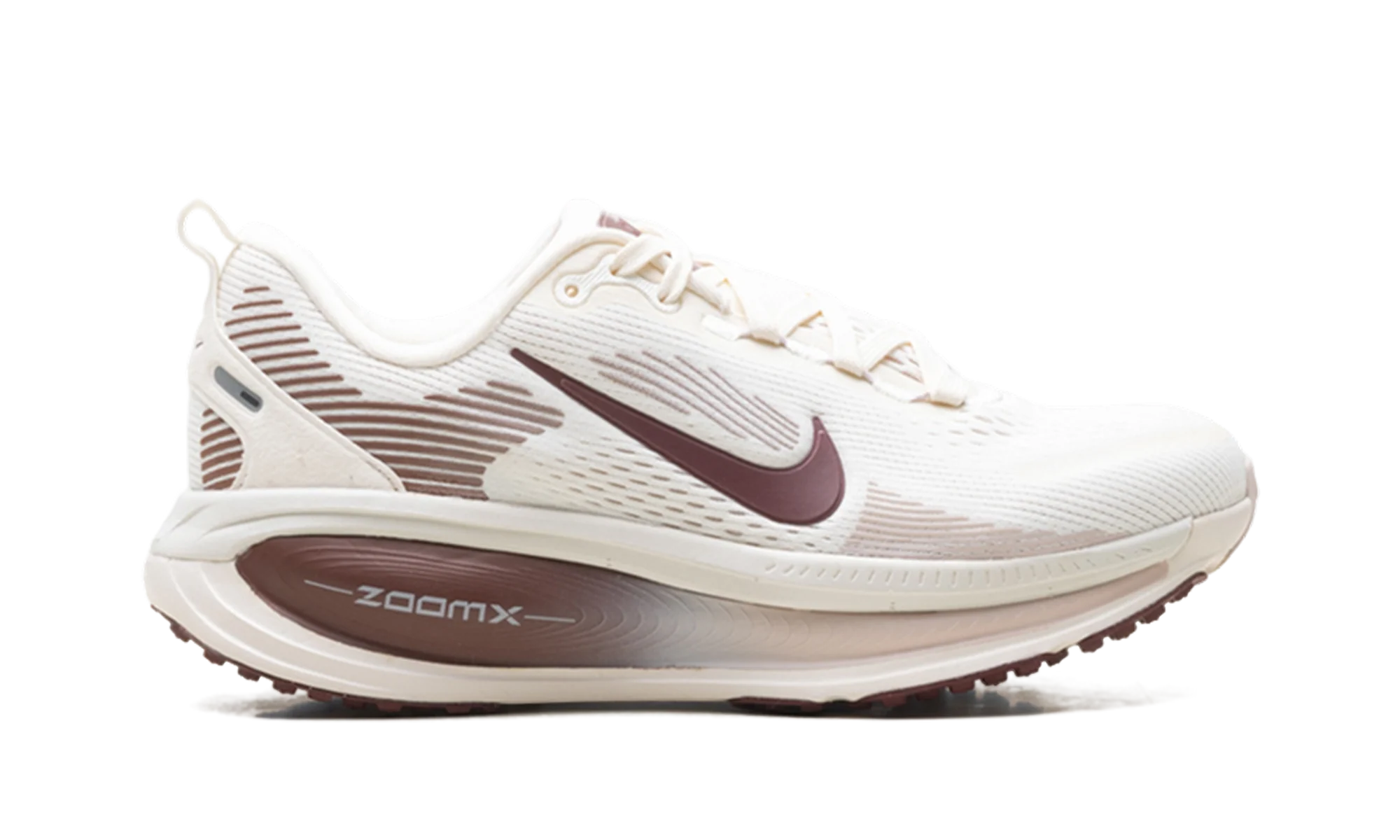 Vomero 18 WMNS "Pale Ivory Red Sepia Silt Red Dark Team Red" HM6804 108