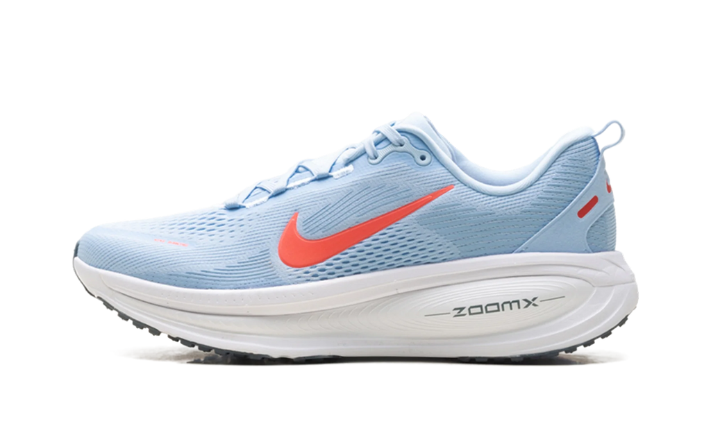 Vomero 18 "Ice Blue / White / Blue Fox / Bright Crimson" IQ9406 411