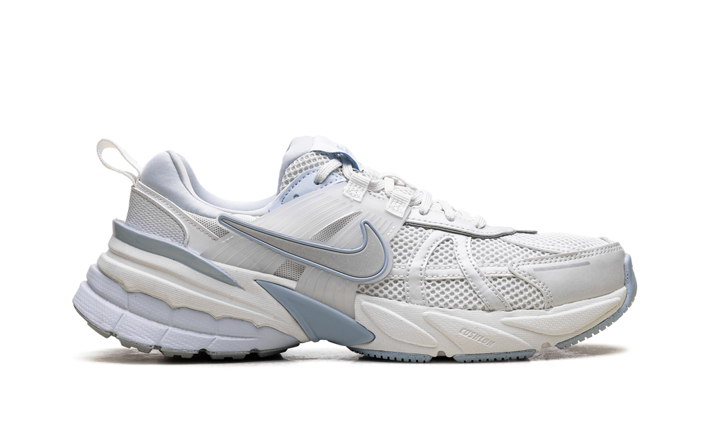 V2K Run WMNS"Platinum Tint Summit White Light Smoke Grey" FD0736 009