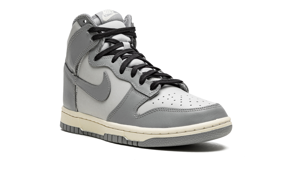 DUNK HIGH WMNS"Aged" DD1869 001
