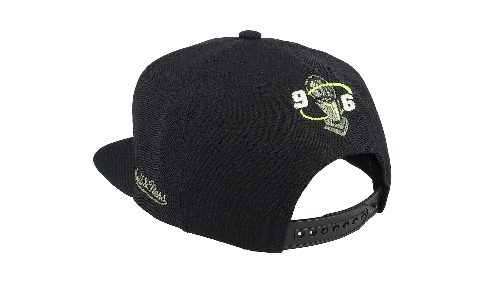 NBA Hardwood Classics 96 Champ Flipside Snapback Cap "Chicago Bulls - Black" HS8039 CBUBLCK