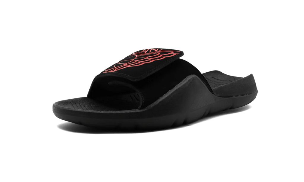 Jordan Hydro 7 "BLACK / UNIVERSITY RED-BLACK" AA2517 062
