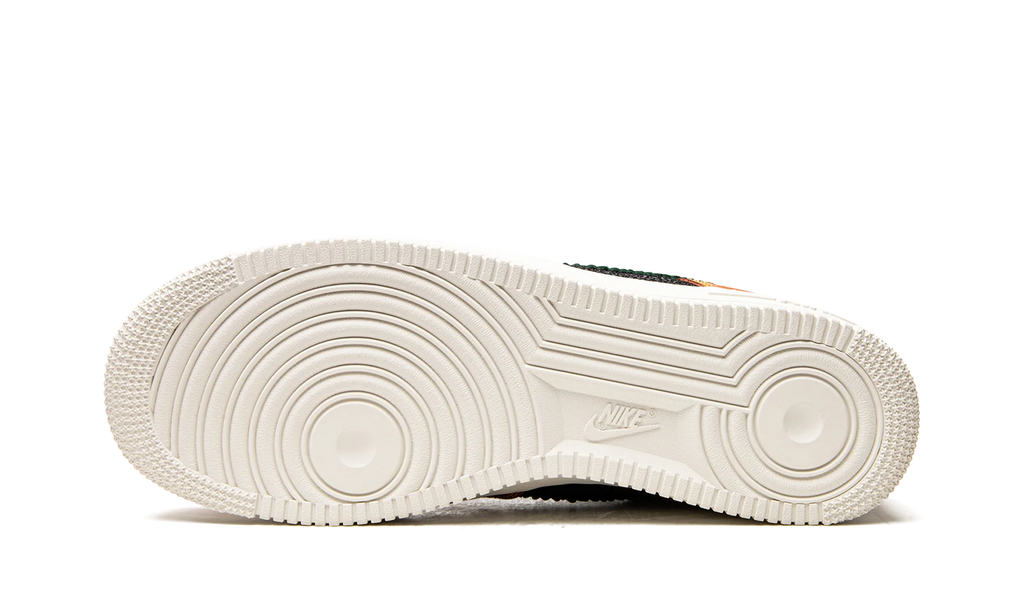 Air Force 1 '07 LX "Siempre Familia" DO2157 816