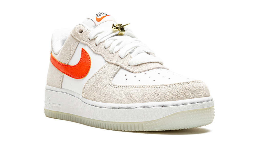AIR FORCE 1'07 SE MNS WMNS"First Use" DA8302 101