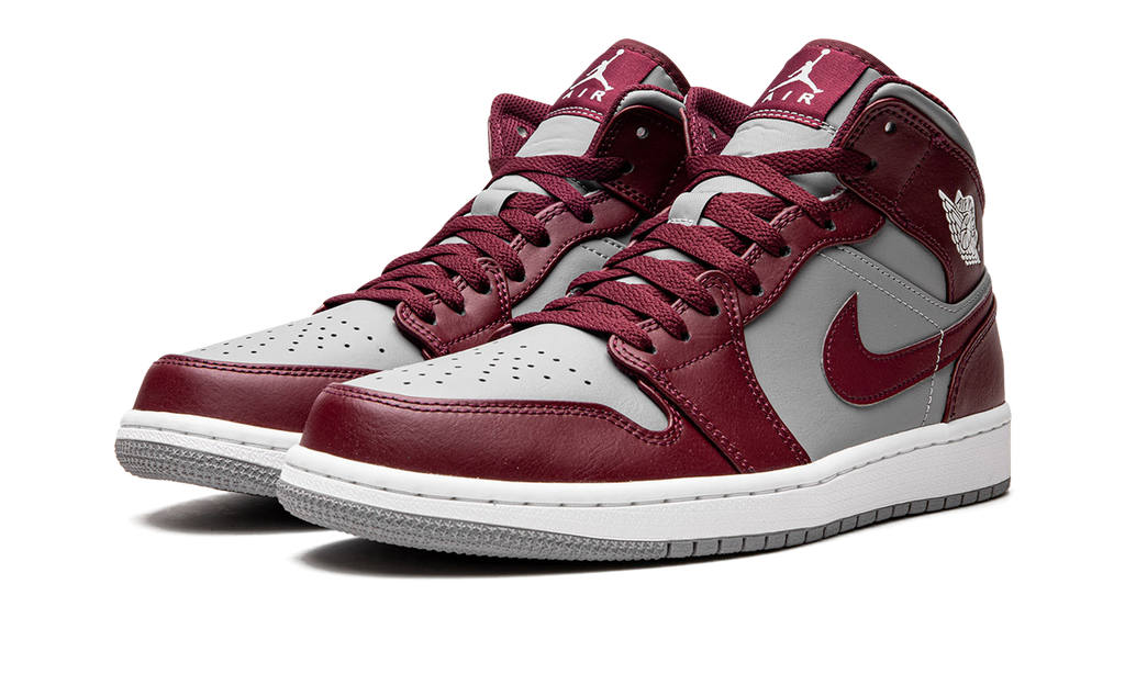 1 Mid "Team Red" DQ8426 615