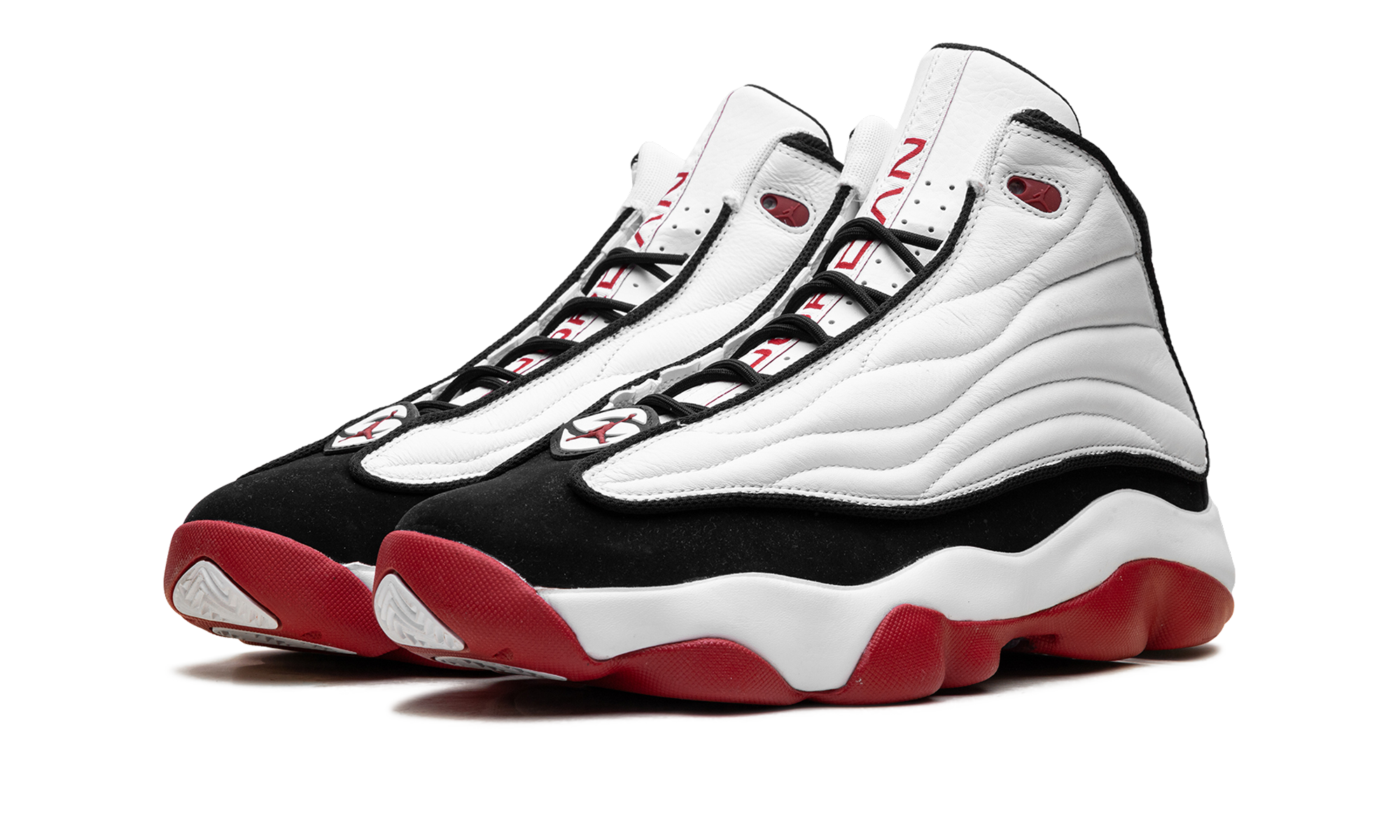 Pro Strong "White Black Gym Red" DC8418 116