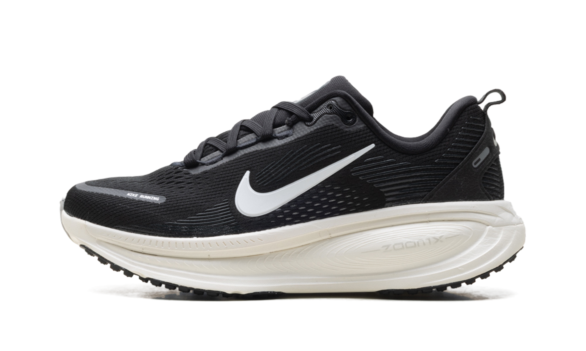 Vomero 18 WMNS"Black Summit White" HM6804 005