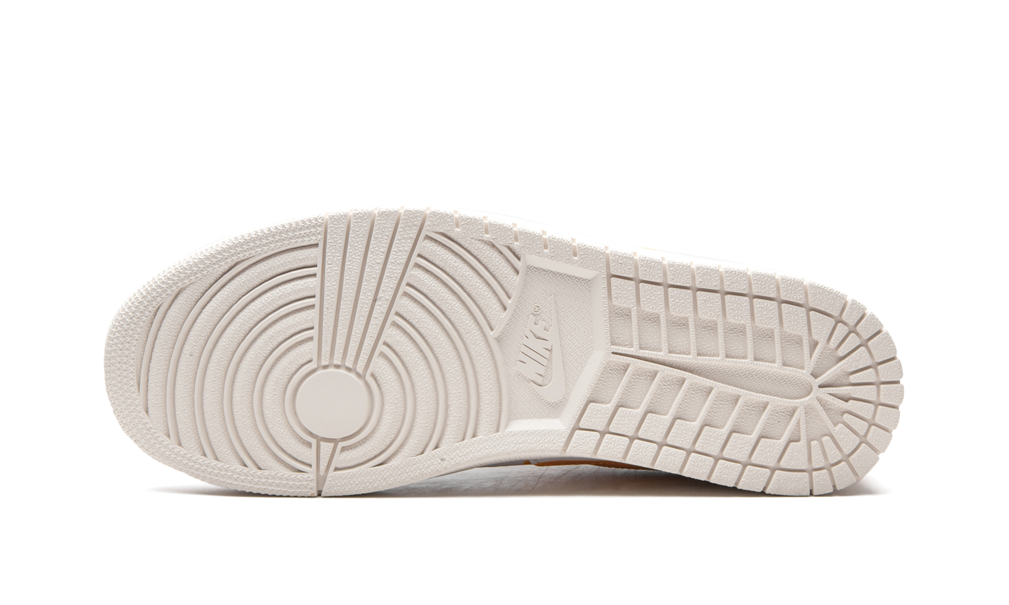 1 Low Centre Court "University Gold" DJ2756 102