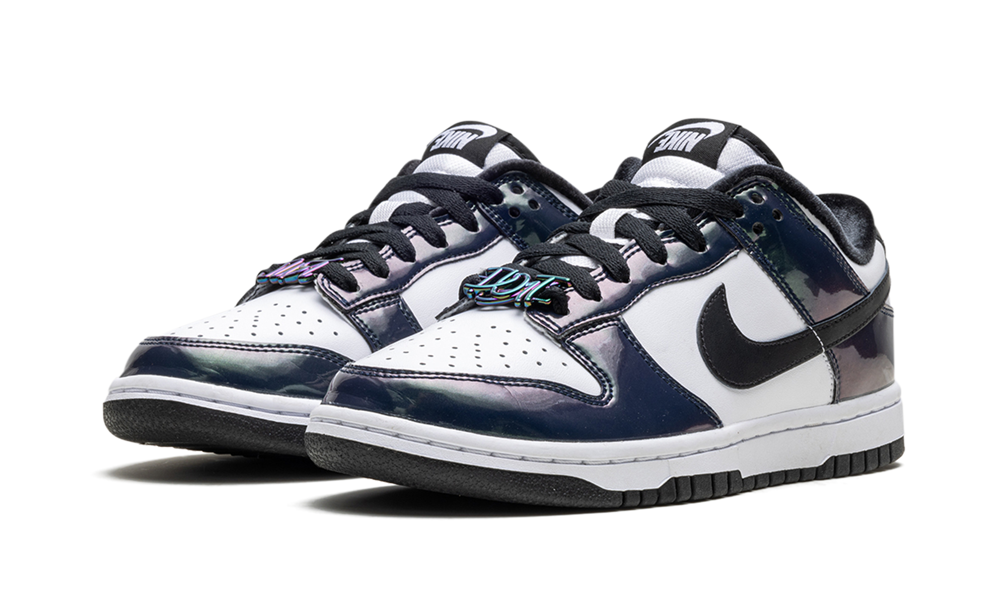 Dunk Low SE WMNS"Just Do It Iridescent" FQ8143 001