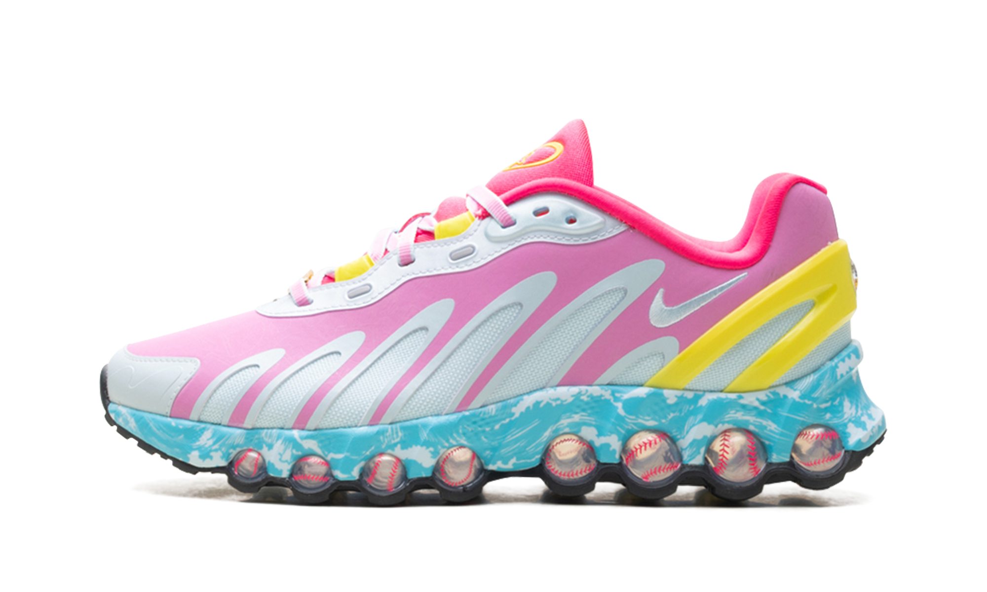 Air Max DN8 WMNS"Doernbecher" IO7689 921