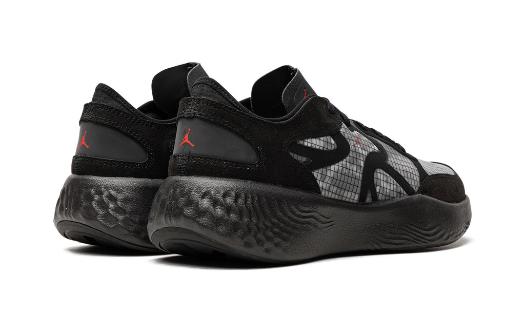 Delta 3 Low "Black Anthracite" DN2647 060
