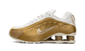 Shox R4 WMNS"Metallic Gold" AR3565 010