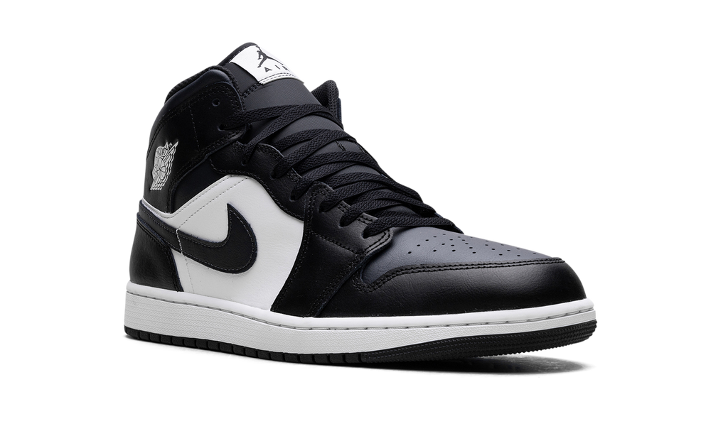 1 Mid "Off Noir Toe" DQ8426 010