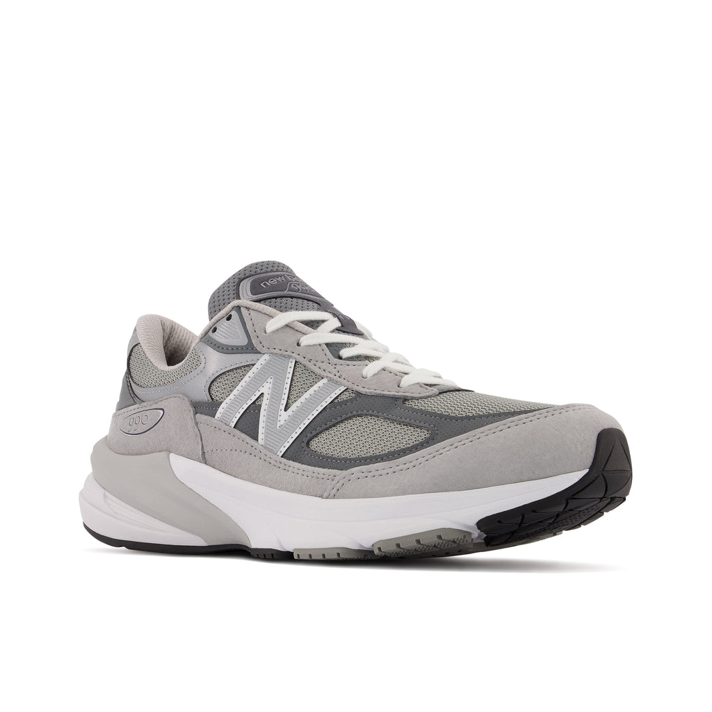 Men's Made in USA 990v6
