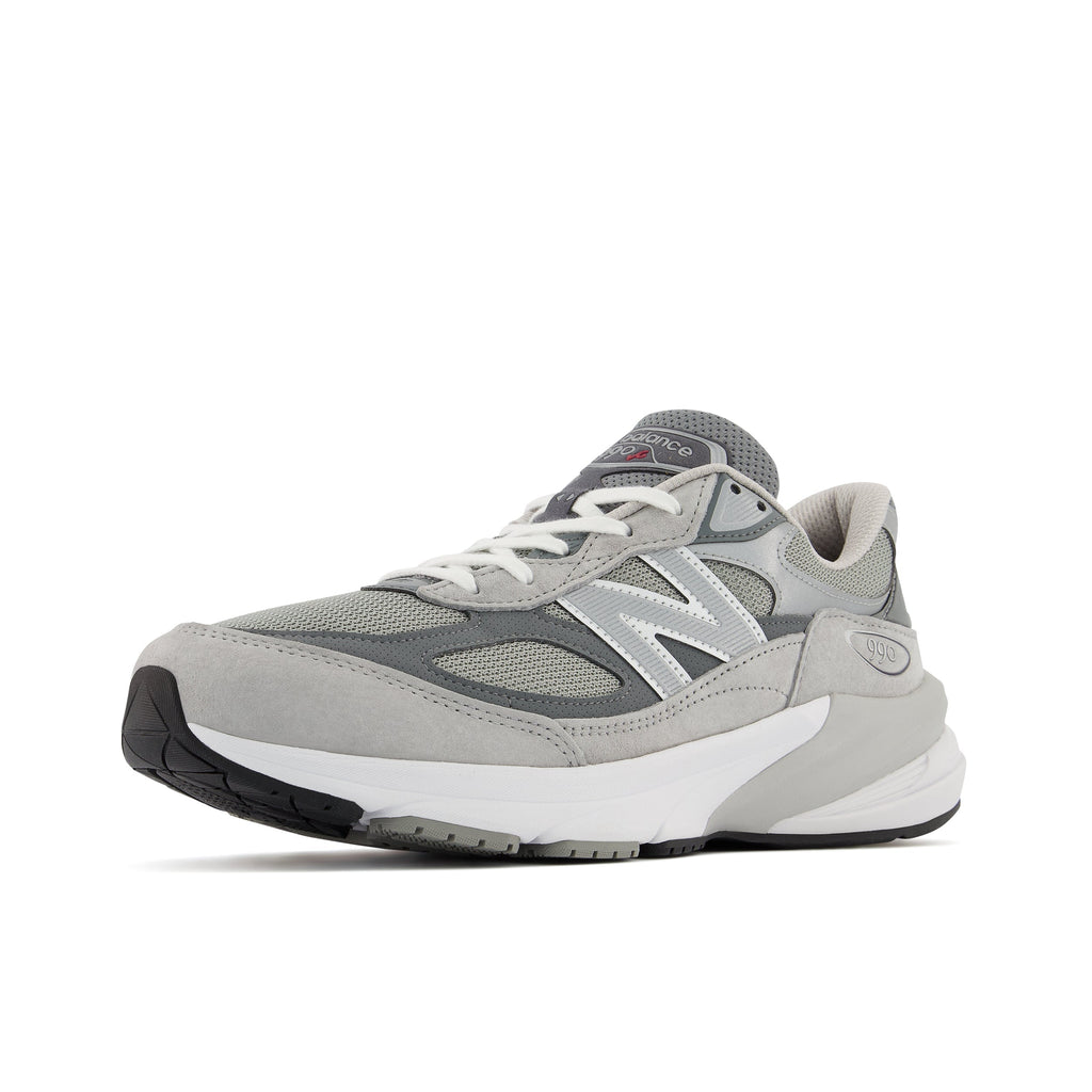 Men's Made in USA 990v6