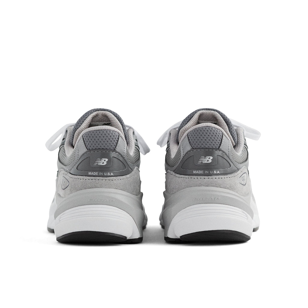 Men's Made in USA 990v6