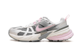 V2K Run WMNS"Pink Foam" HQ4046 001