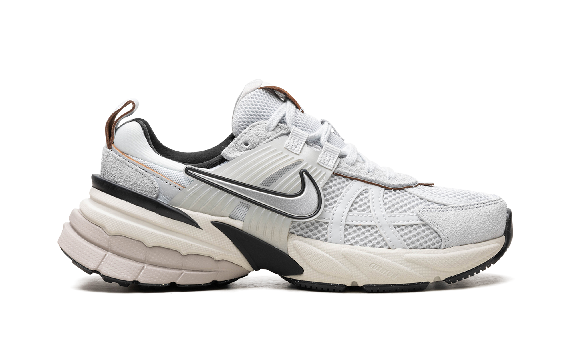 V2K Run WMNS"Pure Platinum/ Chrome" FN6703 002