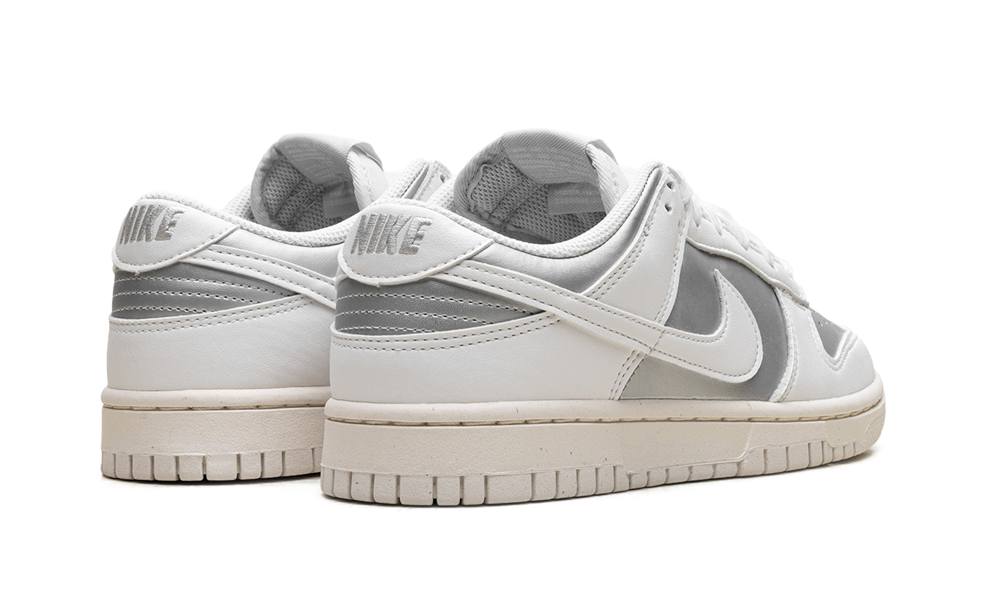 Dunk Low Next Nature WMNS"Sheer Lace Pack - Metallic Platinum" IB7311 001