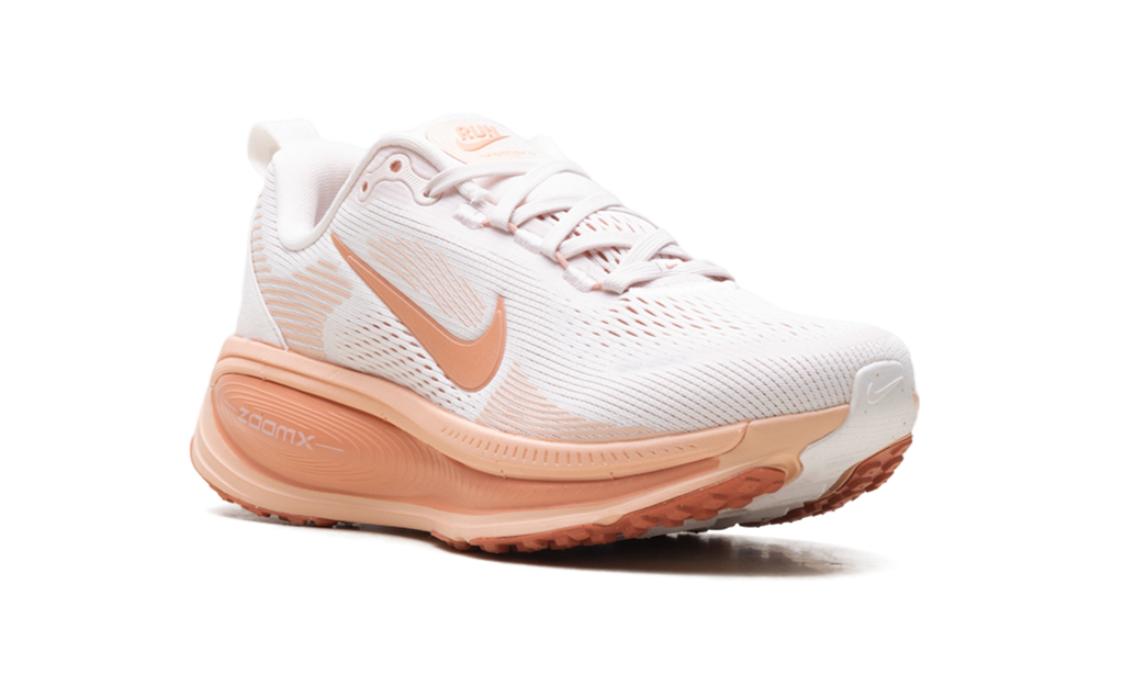 Vomero 18 WMNS"Light Soft Pink Light Madder Root Arctic Orange Madder Root" HM6804 601