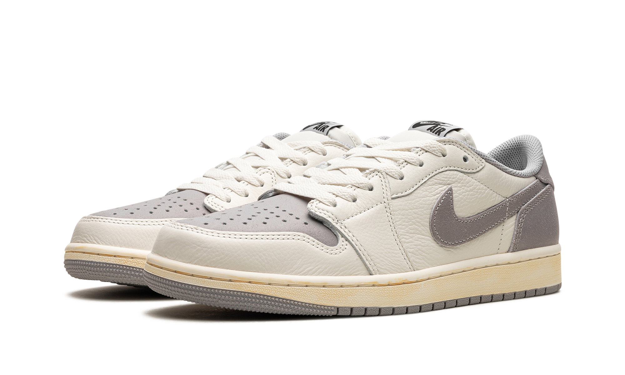 1 Low EX "Atmosphere Grey" CZ0790 101