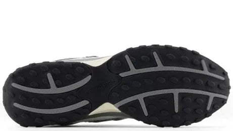 204L Silver Metallic Black